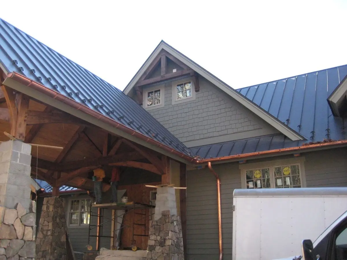 Craftsman Roofing team delivering quality roofing work in Middle